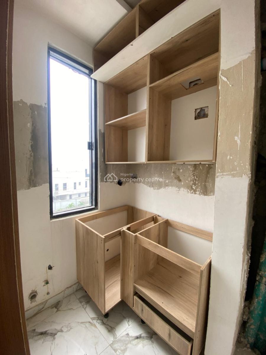 Fully Automated 1 Bedroom Apartment with Elevator, Pool, Gym, Orchid, Ikota, Lekki, Lagos, Flat / Apartment for Sale