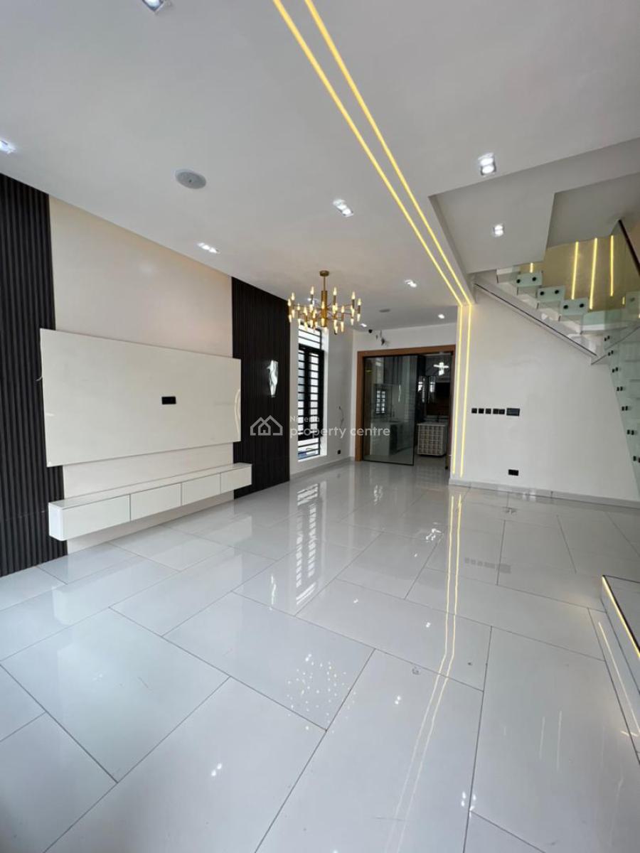 Spacious 4 Bedroom Fully  Detached Duplex with a Bq with a Massive Compound, Orchid, Lekki, Lagos, Detached Duplex for Sale