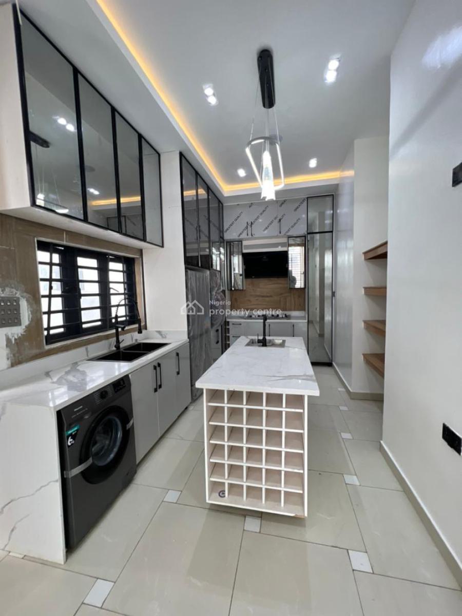 Spacious 4 Bedroom Fully  Detached Duplex with a Bq with a Massive Compound, Orchid, Lekki, Lagos, Detached Duplex for Sale