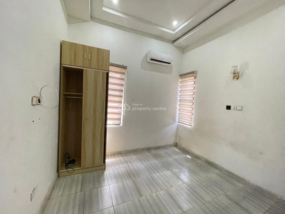 Unfurnished 4 Bedroom Duplex Terrace Very Spacious Band a Light, Orchid Road Lekki, Lekki, Lagos, Terraced Duplex for Rent