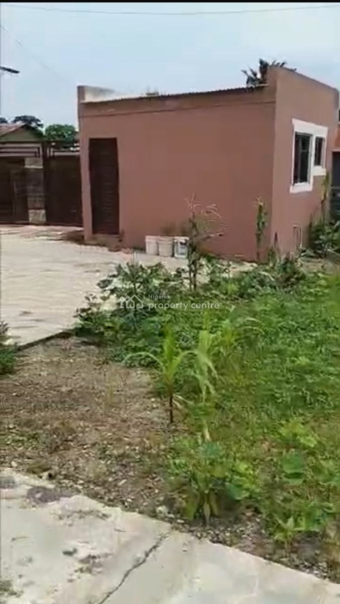 Standard 3 Bedrooms Flat on a Full Plot of Land, Wagbare Estate, Igbogbo, Ikorodu, Lagos, House for Sale