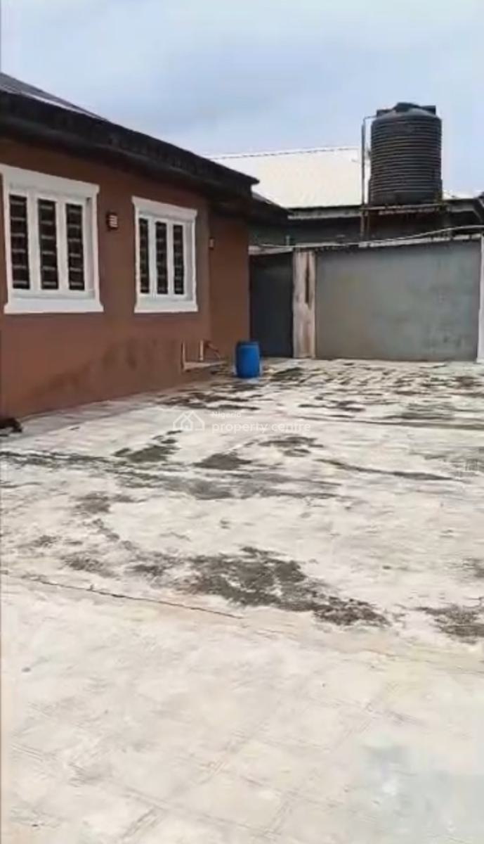 Standard 3 Bedrooms Flat on a Full Plot of Land, Wagbare Estate, Igbogbo, Ikorodu, Lagos, House for Sale
