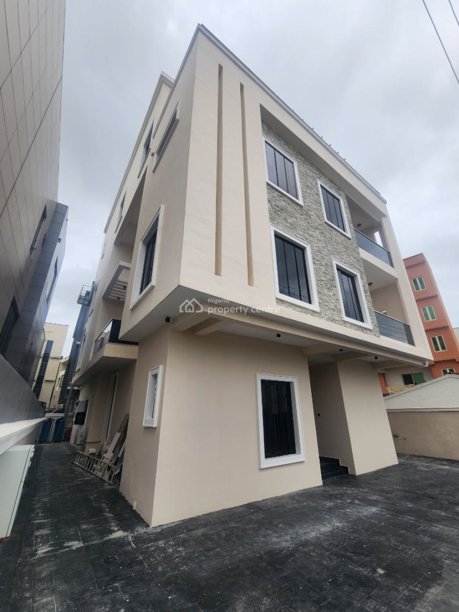 *executive 6 Bedroom Fully Detached House with Two Room Bq and Cinema, Off Admiralty Road, Lekki Phase 1, Lagos., Lekki Phase 1, Lekki, Lagos, Detached Duplex for Sale