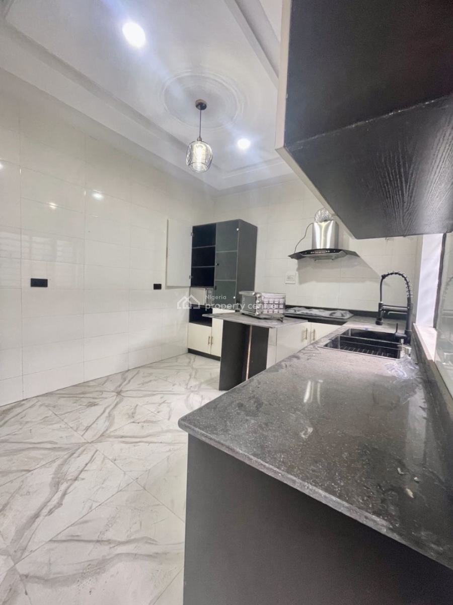 Luxury Newly Built 3 Bedroom Apartment Plus Bq, in a Secured Estate in Yaba Lagos State, Yaba, Lagos, Terraced Duplex for Sale