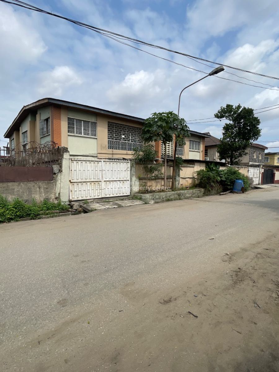 Luxurious Storey Building on 952 Sqm, Ilupeju, Lagos, Block of Flats for Sale