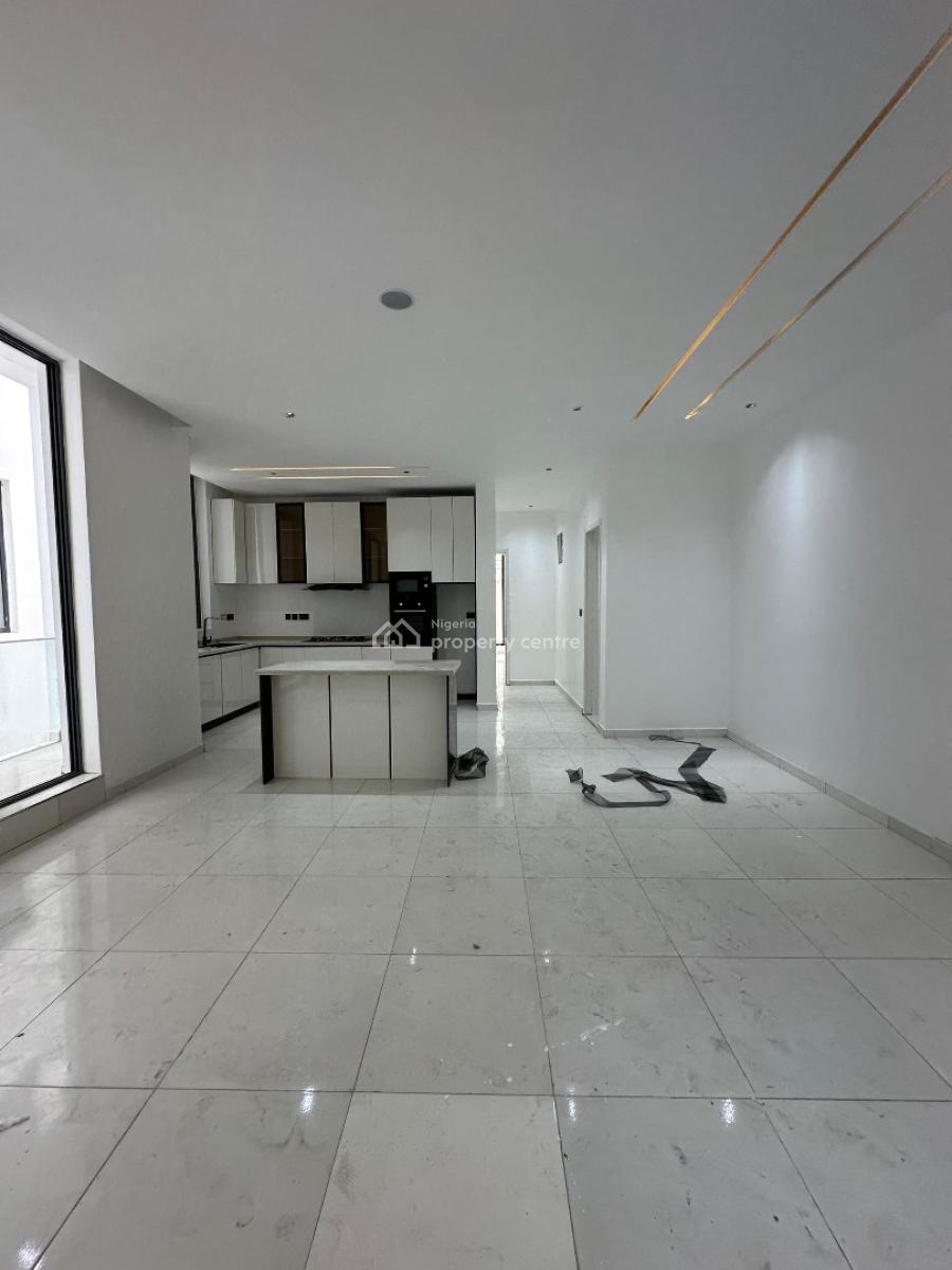 Nicely Built 2 Bedroom Apartment with Pool, Elevator and Reception, Lekki Phase 1, Lekki, Lagos, Flat / Apartment for Sale