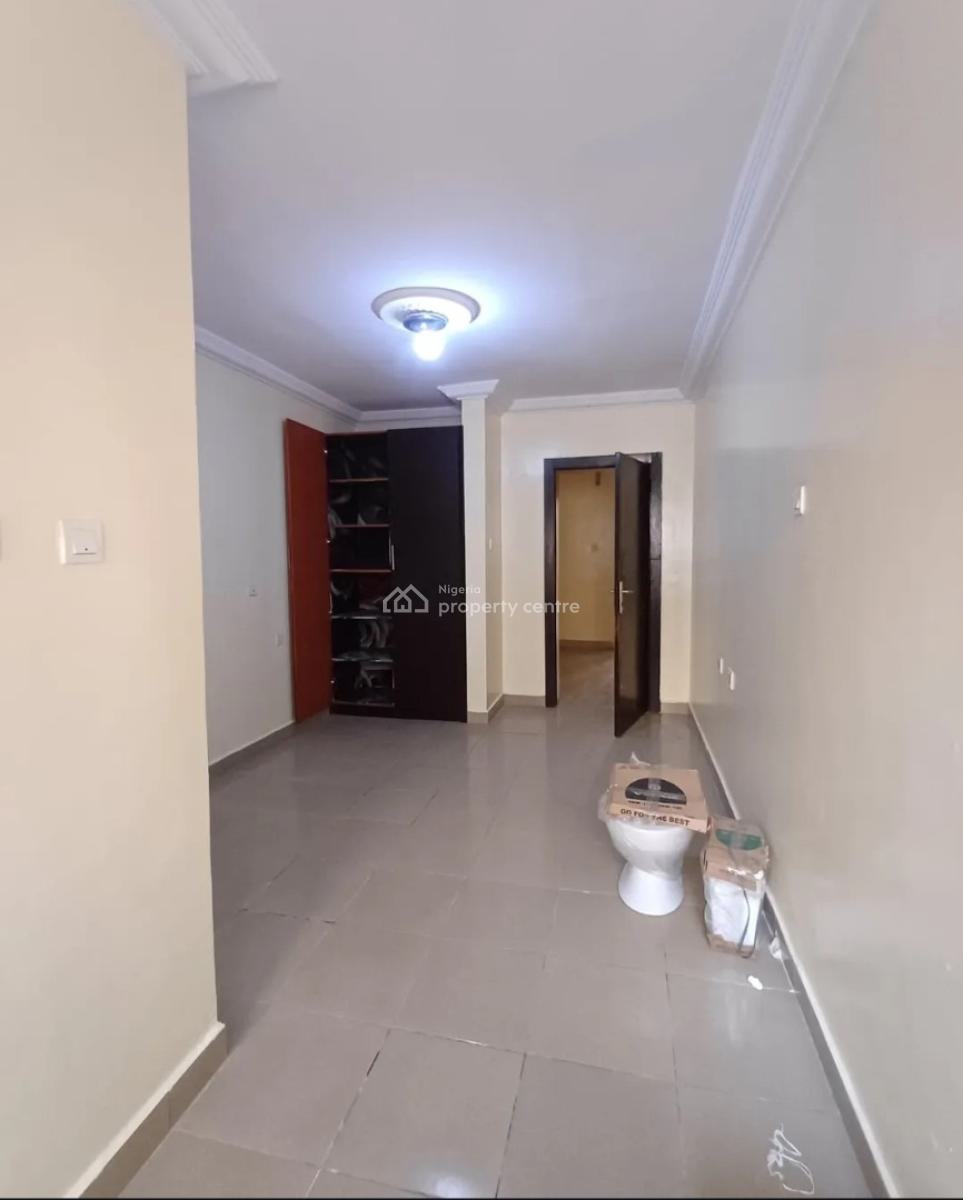 Lovely Serviced 3 Bedroom Terrace with a Room Bq, Lekki Phase 1, Lekki, Lagos, Terraced Duplex for Rent