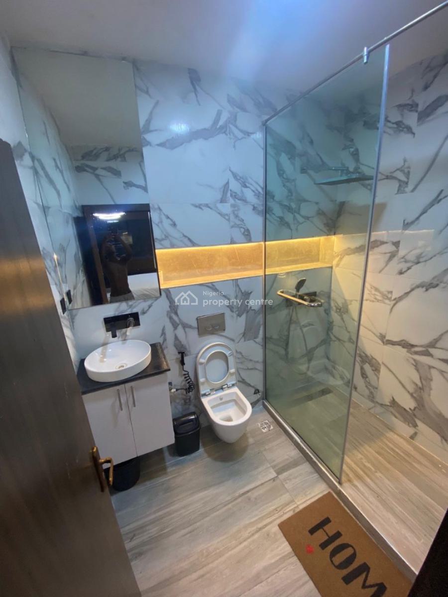 Spacious Studio Apartment, Lekki Phase 1, Lekki, Lagos, Flat / Apartment Short Let