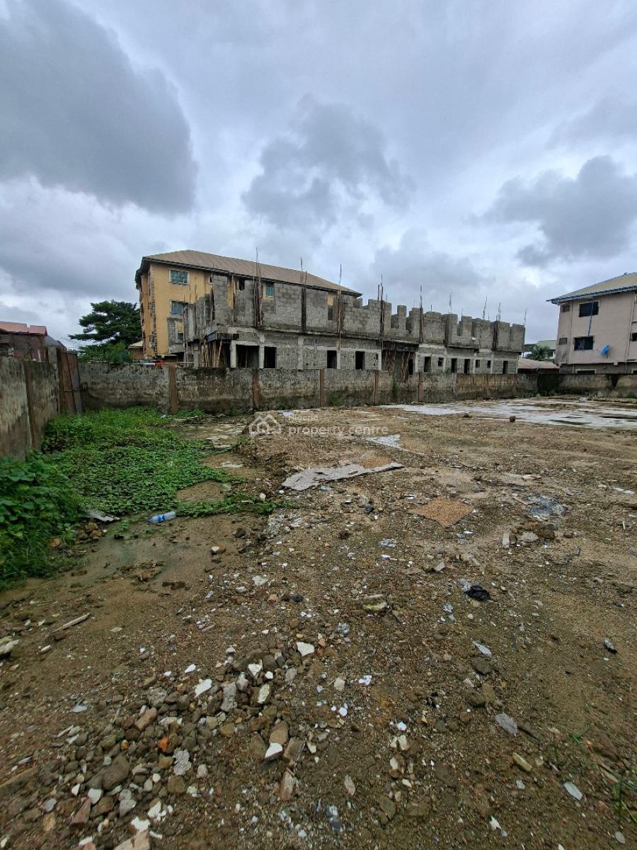 Dry Full Plot in an Estate, Market Square, Parkview Estate, Ago Palace, Isolo, Lagos, Residential Land for Sale