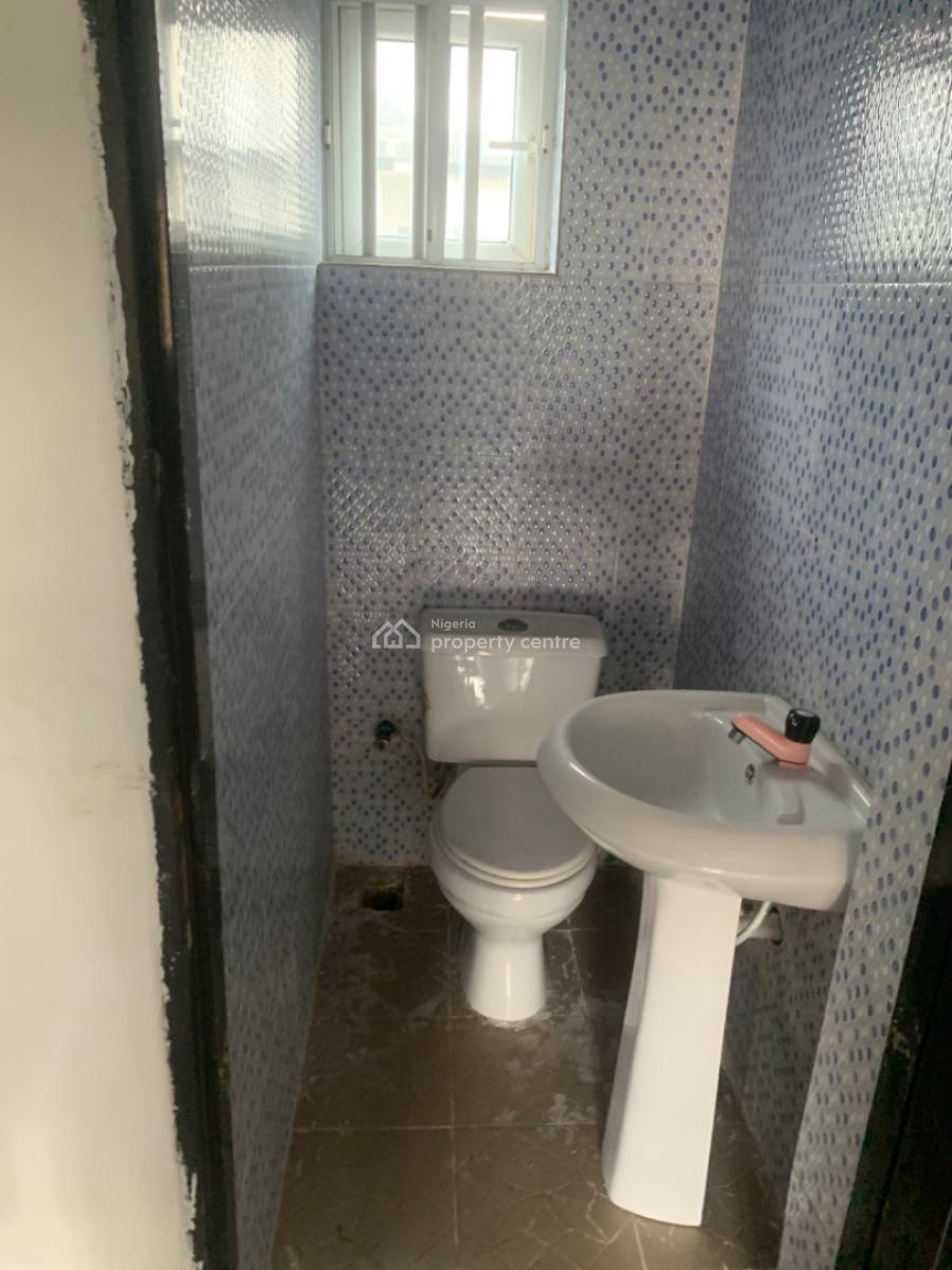 Lovely Nice 2 Bedroom Flat Upstairs, Mobil Road Ilaje, Ajah, Lagos, Flat / Apartment for Rent