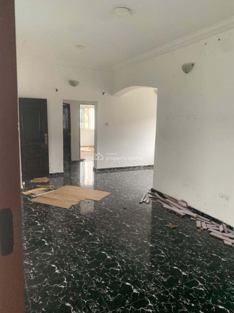 Lovely Nice 2 Bedroom Flat Upstairs, Mobil Road Ilaje, Ajah, Lagos, Flat / Apartment for Rent