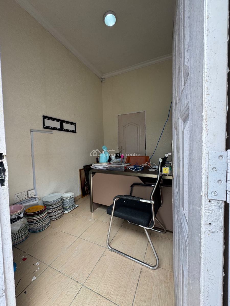 Luxuryservice Furnished Or Unfurnished 3 Bedrom Duplex with  Pool Gym, Orchid Road Lekki, Lekki, Lagos, Terraced Duplex for Rent
