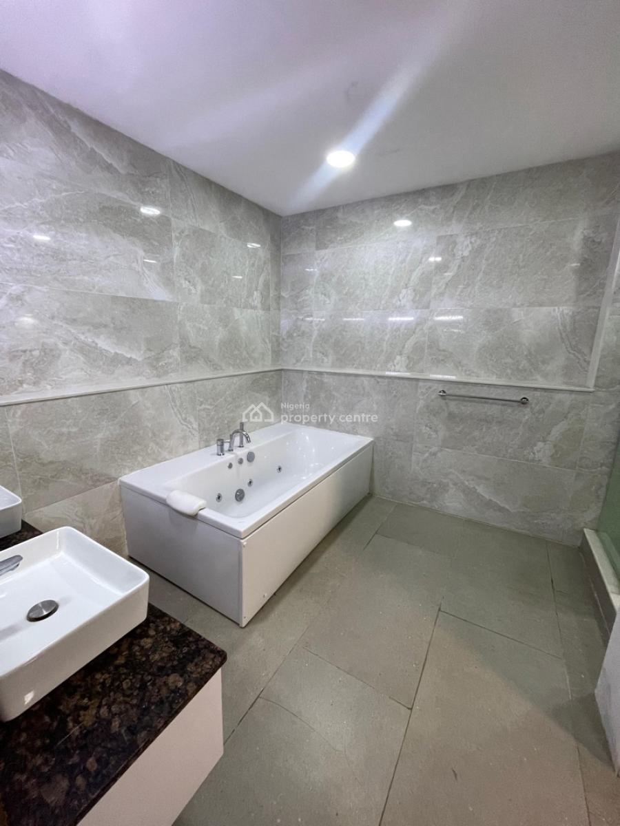 Exquisitely Designed 3 Bedroom Serviced Terrace Duplex, Bq,pool,gym .., Serene Neighborhood Inside a Gated Mini Estate, Maitama District, Abuja, Terraced Duplex for Rent