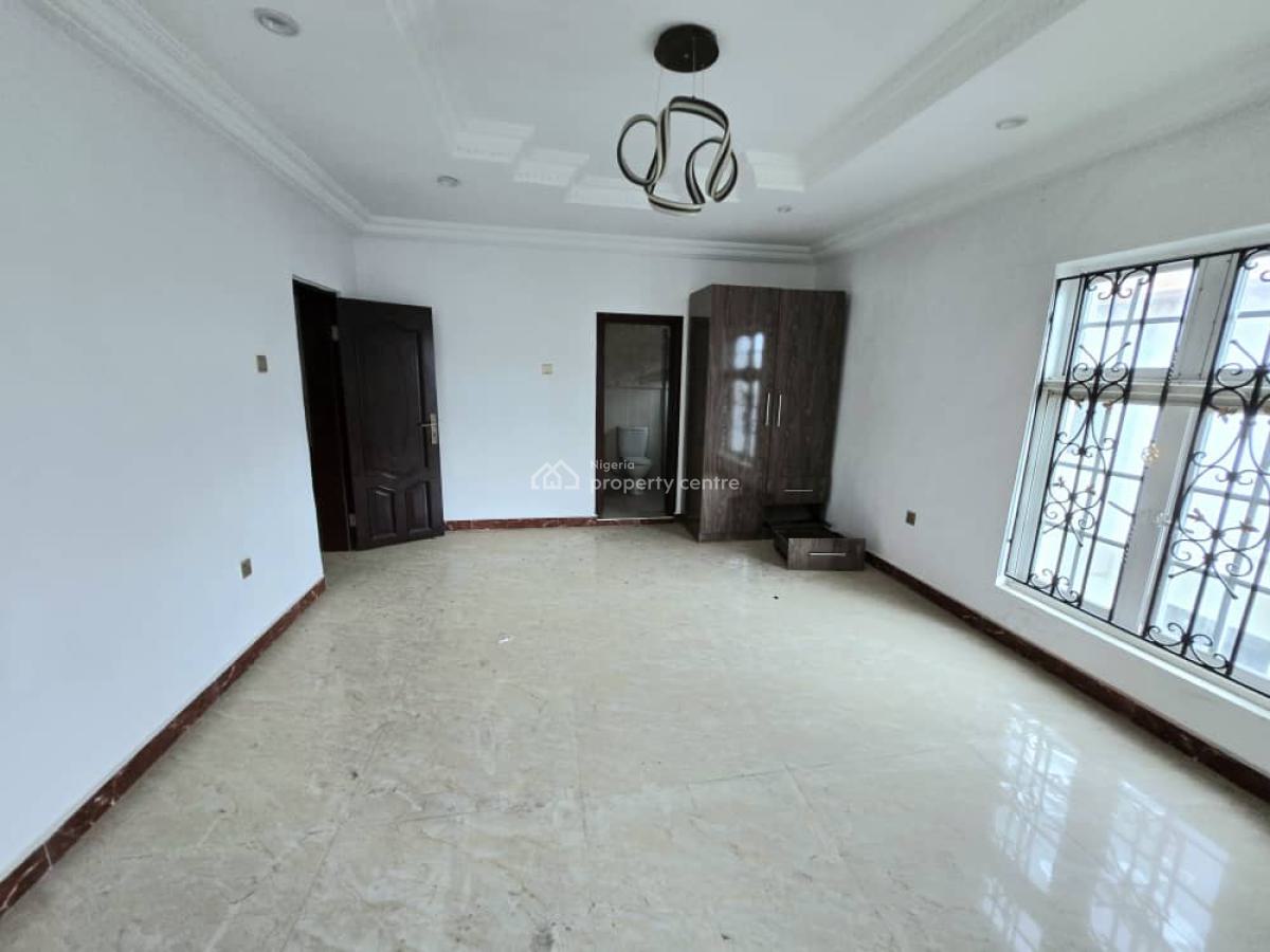Lovely Spacious 4 Units of 3-bedroom Apartments, Lekki Phase 1, Lekki, Lagos, Flat / Apartment for Rent