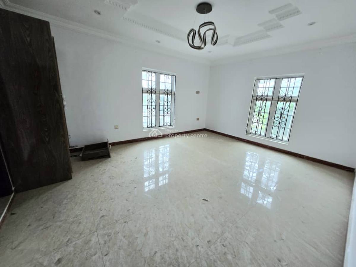 Lovely Spacious 4 Units of 3-bedroom Apartments, Lekki Phase 1, Lekki, Lagos, Flat / Apartment for Rent