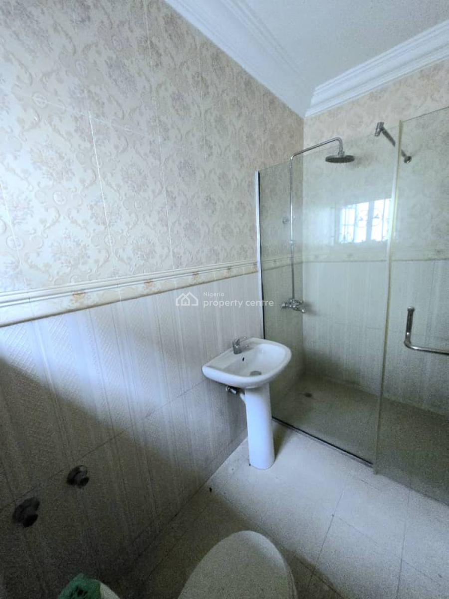 Lovely Spacious 4 Units of 3-bedroom Apartments, Lekki Phase 1, Lekki, Lagos, Flat / Apartment for Rent