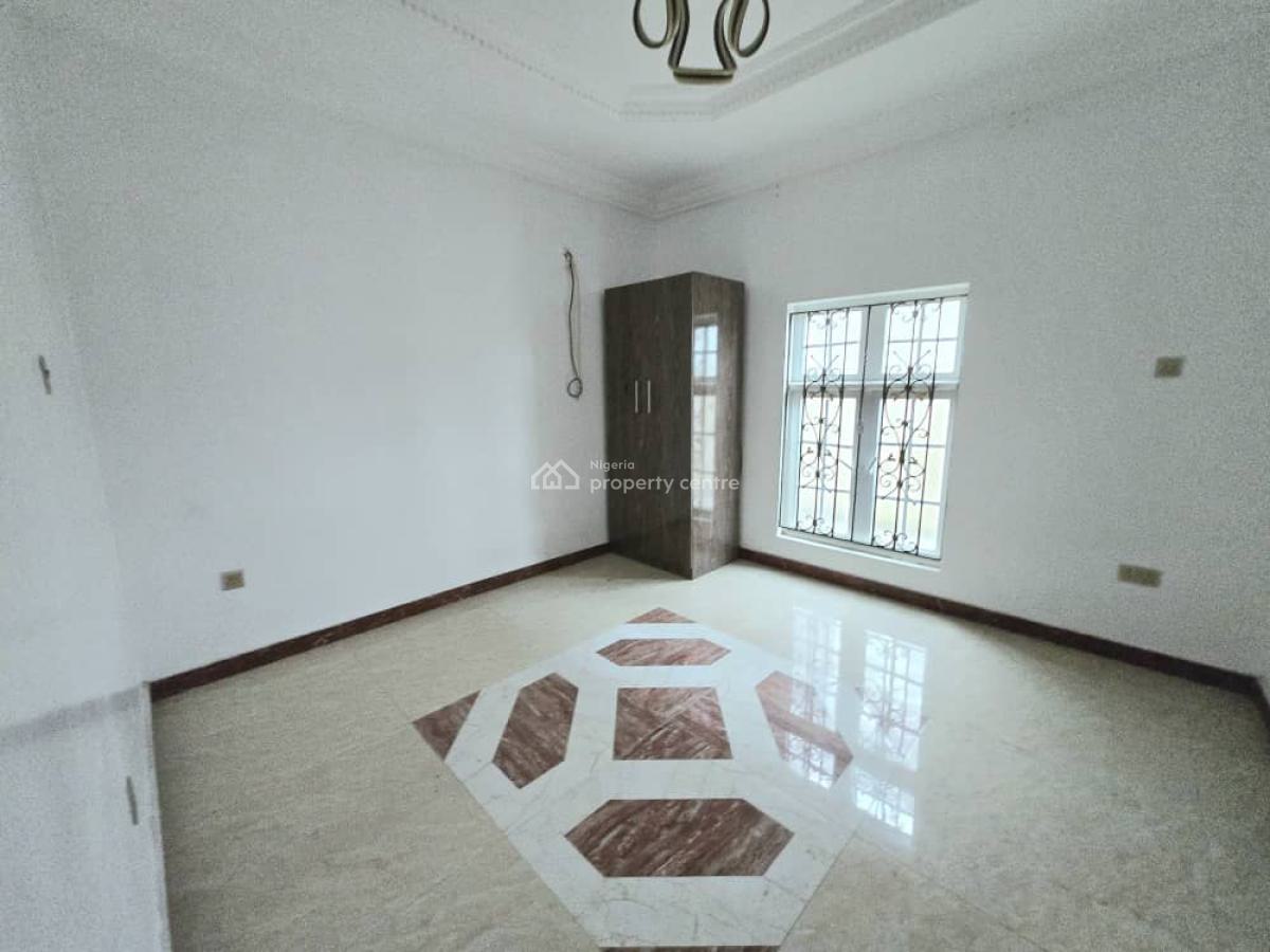 Lovely Spacious 4 Units of 3-bedroom Apartments, Lekki Phase 1, Lekki, Lagos, Flat / Apartment for Rent