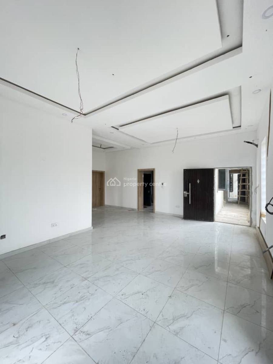 Nivy Built 3 Bedroom Apartment in a Secured Estate, Yaba, Lagos, House for Sale