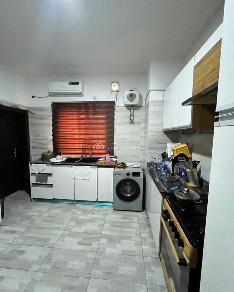 Stunning 3 Bedroom Apartment with Bq, Ikate, Lekki, Lagos, Block of Flats for Sale