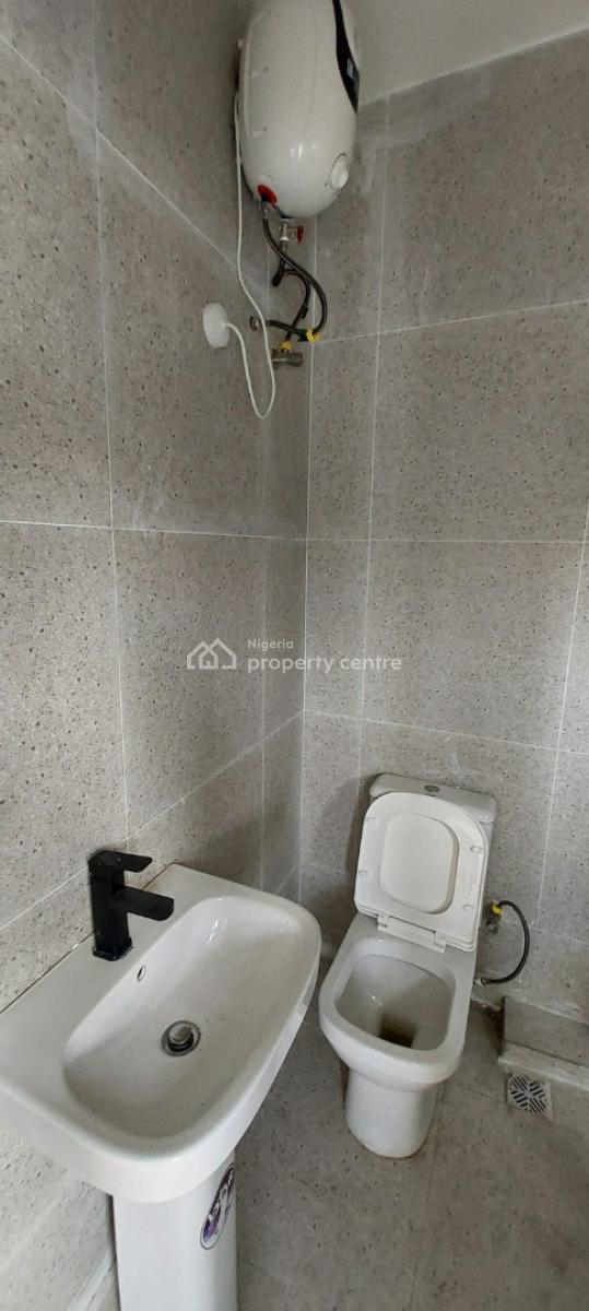 Brand New 2 Bedroom Flat, Ilasan, Lekki, Lagos, Flat / Apartment for Sale