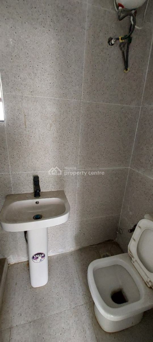 Brand New 2 Bedroom Flat, Ilasan, Lekki, Lagos, Flat / Apartment for Sale
