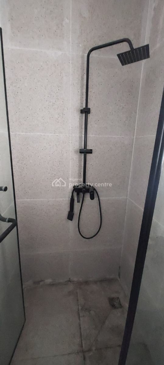 Brand New 2 Bedroom Flat, Ilasan, Lekki, Lagos, Flat / Apartment for Sale