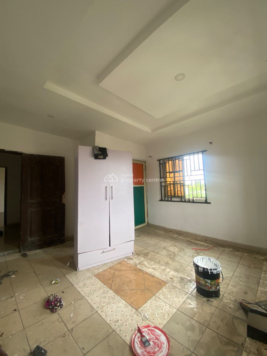 Very Spacious and Sharp 2 Bedroom Apartment Upstairs, Peace Estate By Sky Mall Sangotedo Ajah, Sangotedo, Ajah, Lagos, Flat / Apartment for Rent