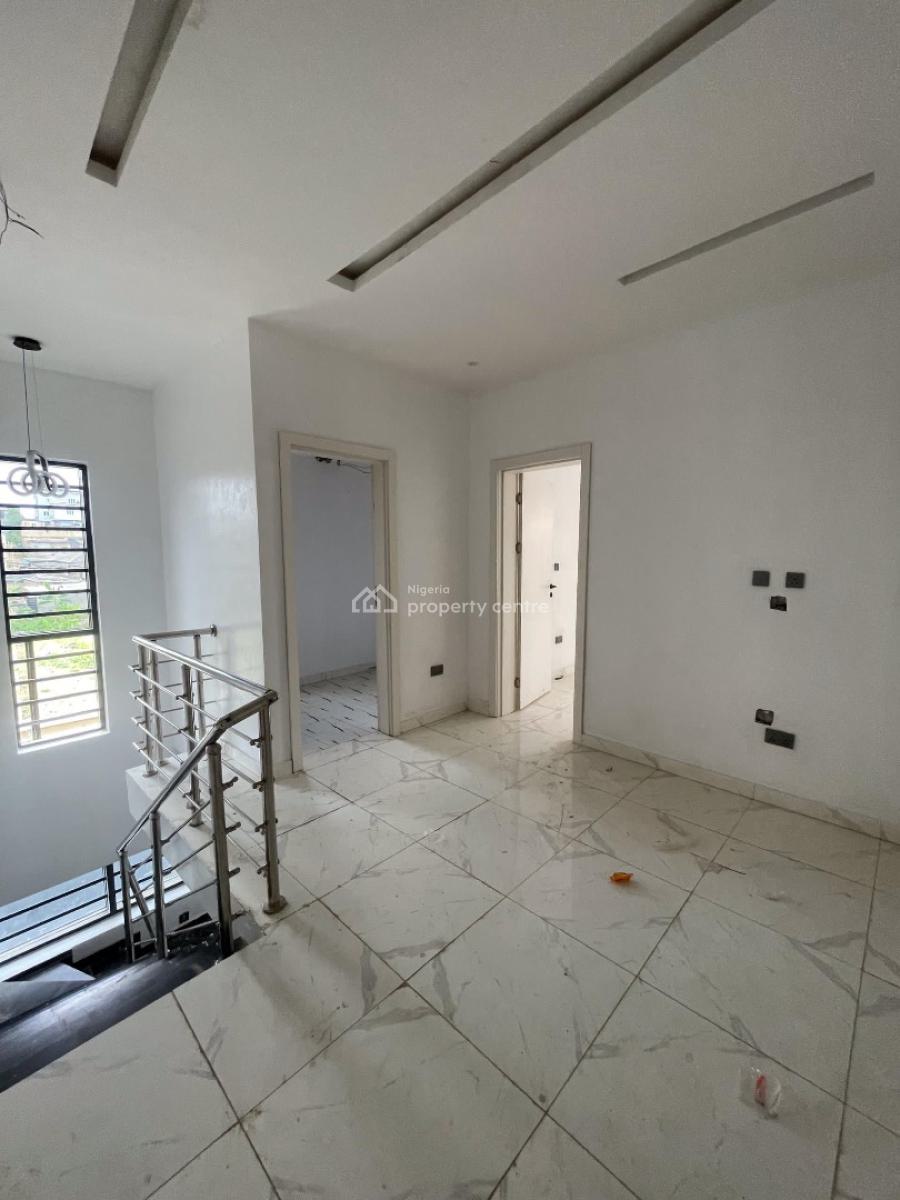 Beautifully Built 5-bedroom Fully Detached Duplex + Bq in an Estate, Perfect for Luxury Family Living, Premium Rental Income, Or Airbnb, Yaba, Lagos, Detached Duplex for Sale