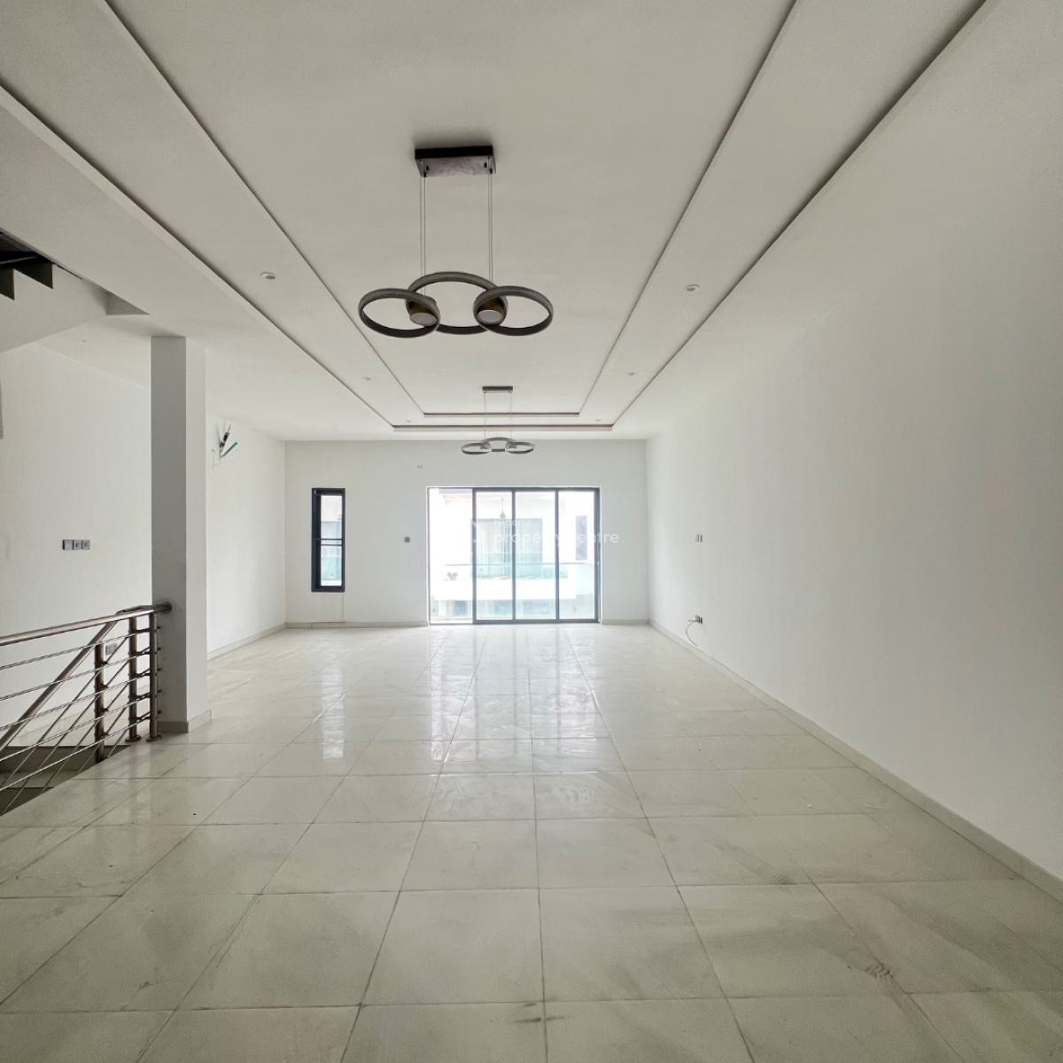 4 Bed&bq 180 Million  Ikota, Lagos, Ikota, Lekki, Lagos, Terraced Duplex for Sale