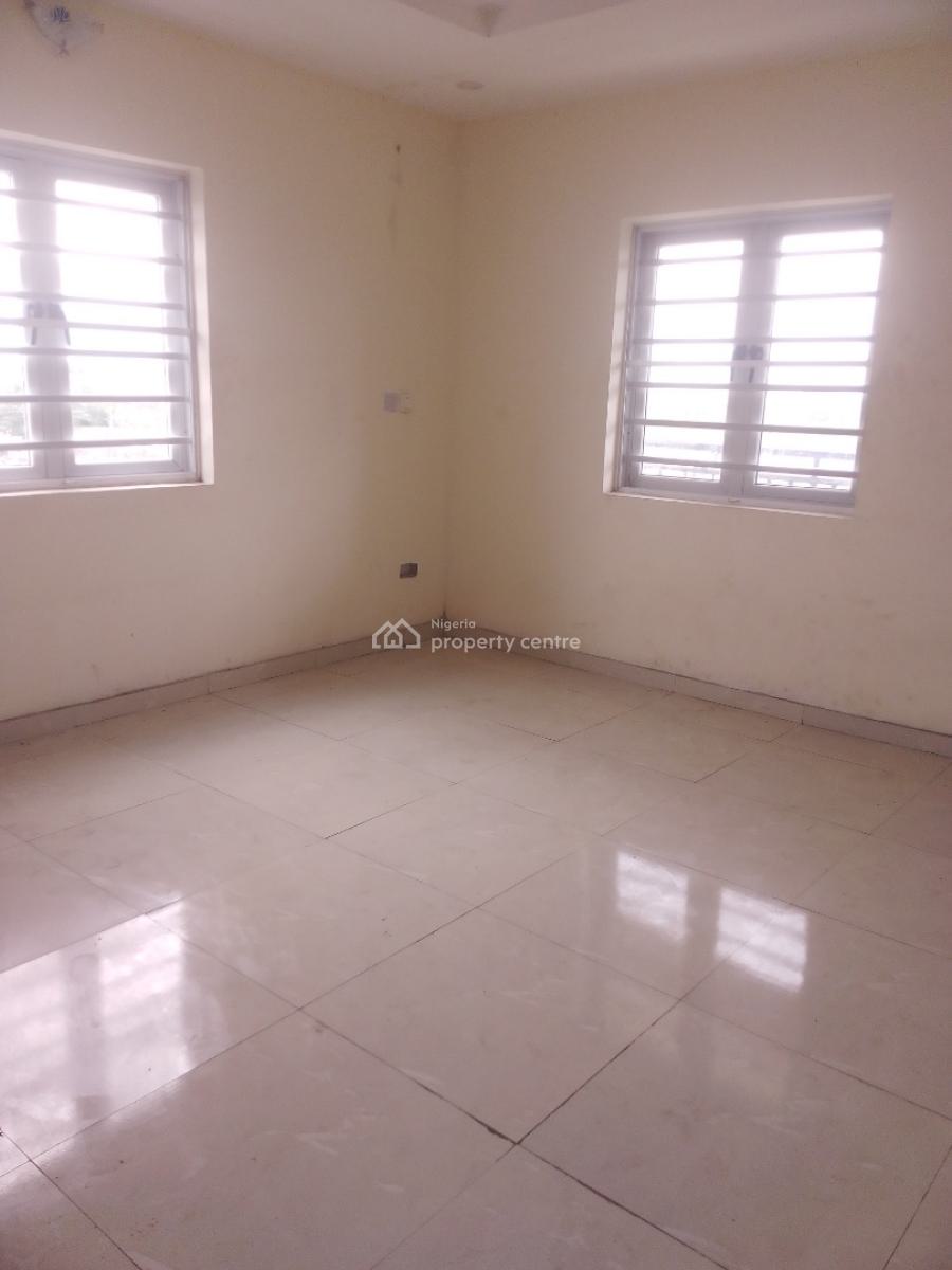 Well Maintained 3 Bedroom Flat, Oribanwa Phase2, Eputu, Ibeju Lekki, Lagos, Flat / Apartment for Rent