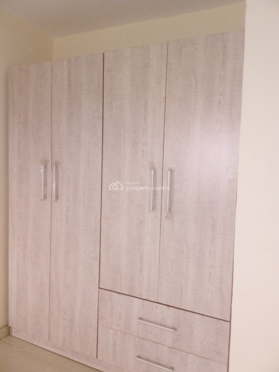 Well Maintained 3 Bedroom Flat, Oribanwa Phase2, Eputu, Ibeju Lekki, Lagos, Flat / Apartment for Rent