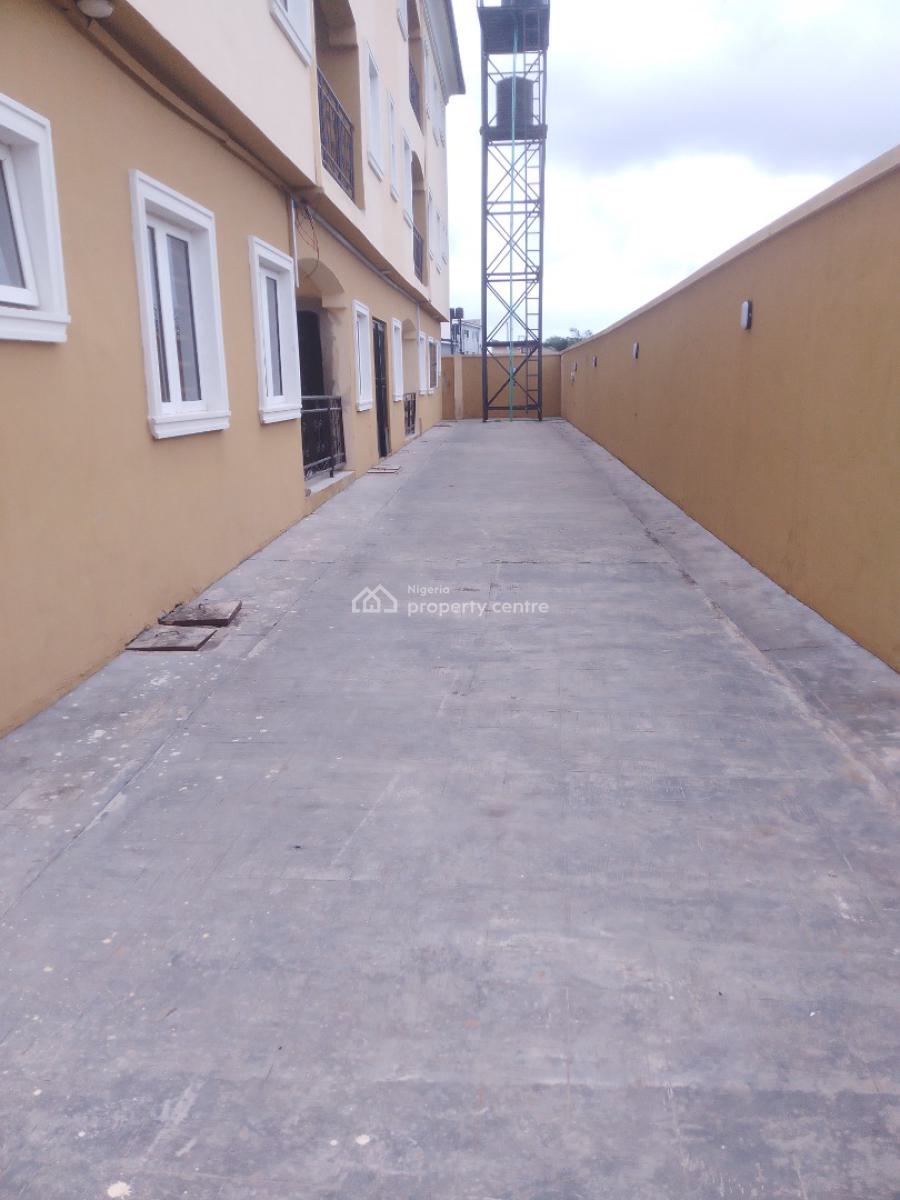 Well Maintained 3 Bedroom Flat, Oribanwa Phase2, Eputu, Ibeju Lekki, Lagos, Flat / Apartment for Rent