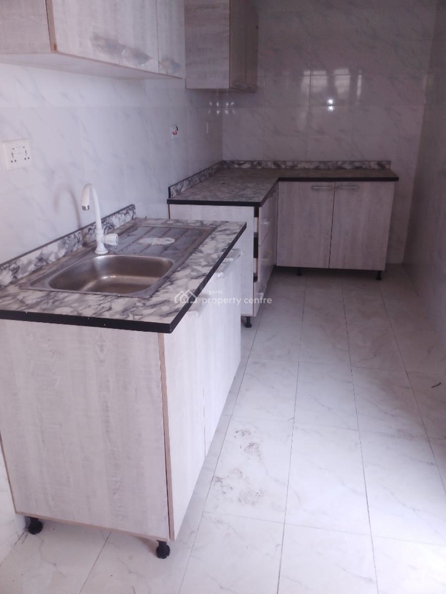 Well Maintained 3 Bedroom Flat, Oribanwa Phase2, Eputu, Ibeju Lekki, Lagos, Flat / Apartment for Rent