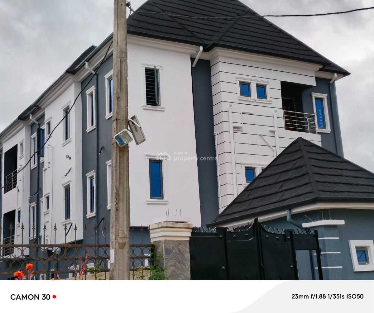 Very Sharp 2 Bedroom Flat in Bucknor Estate with 23hrs Light, Bucknor Estate, Isolo, Lagos, Flat / Apartment for Rent