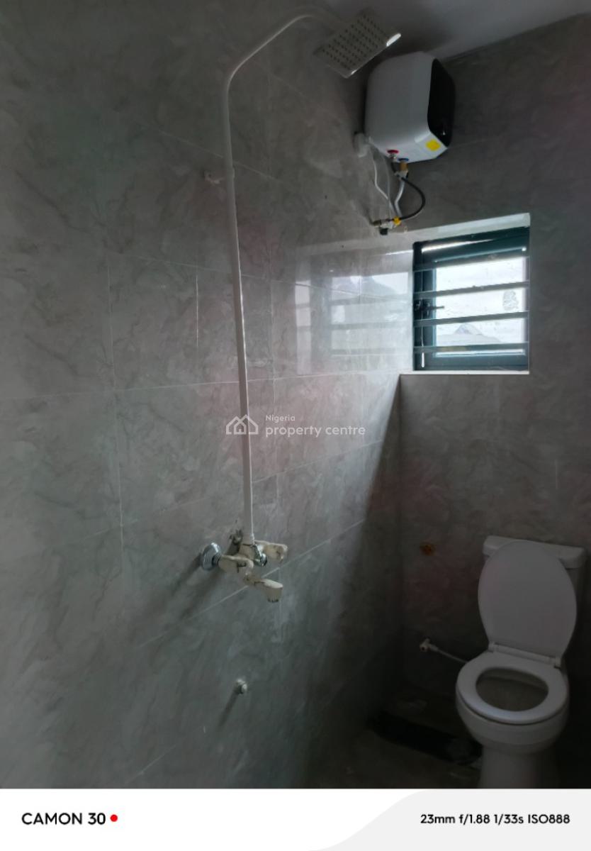 Very Sharp 2 Bedroom Flat in Bucknor Estate with 23hrs Light, Bucknor Estate, Isolo, Lagos, Flat / Apartment for Rent