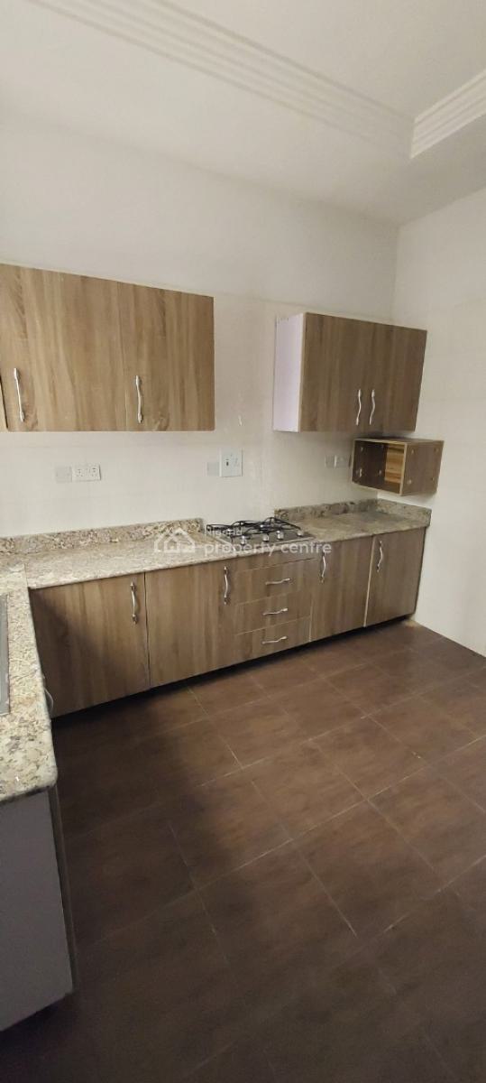 4 Bedroom Semi Detached Duplex with 1bq, Ilasan, Lekki, Lagos, Semi-detached Duplex for Rent