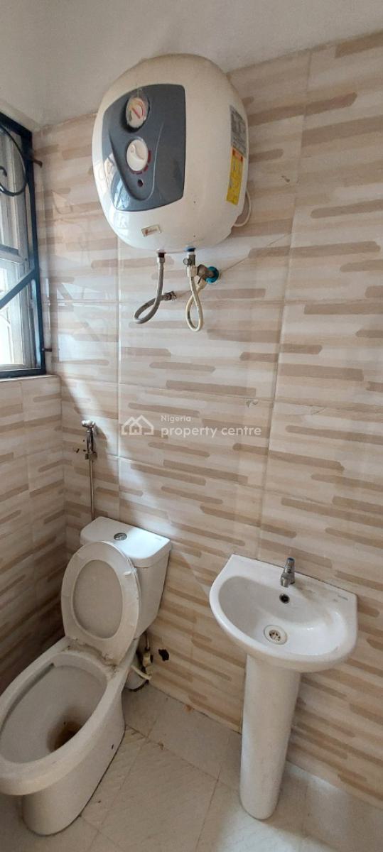 4 Bedroom Semi Detached Duplex with 1bq, Ilasan, Lekki, Lagos, Semi-detached Duplex for Rent