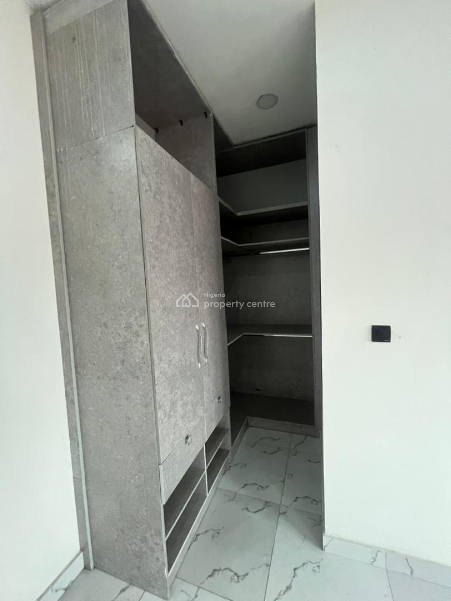 Serviced Semi Masters Bedroom Inside a Shared Apartment, Mobil Road, Ilaje, Ajah, Lagos, Self Contain (single Rooms) for Rent