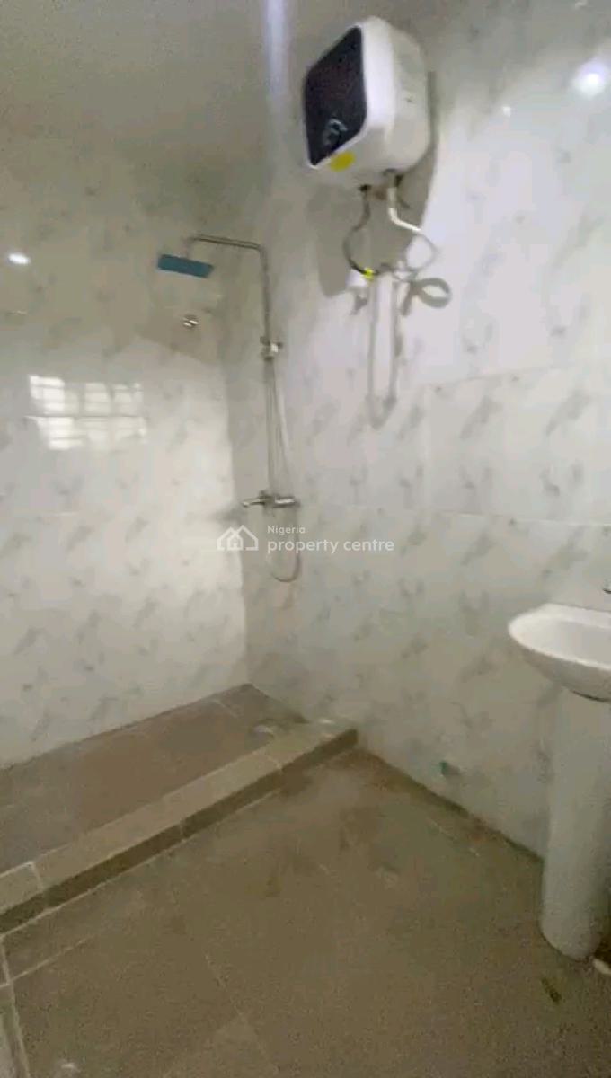 Newly Built Tastefully Spacious 2bedrm Upflat All Room En-suite, 22 Ijagbemi Street,off Pedro, Gbagada, Lagos, Flat / Apartment for Rent
