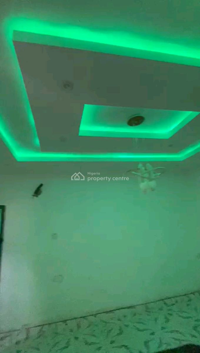Newly Built Tastefully Spacious 2bedrm Upflat All Room En-suite, 22 Ijagbemi Street,off Pedro, Gbagada, Lagos, Flat / Apartment for Rent