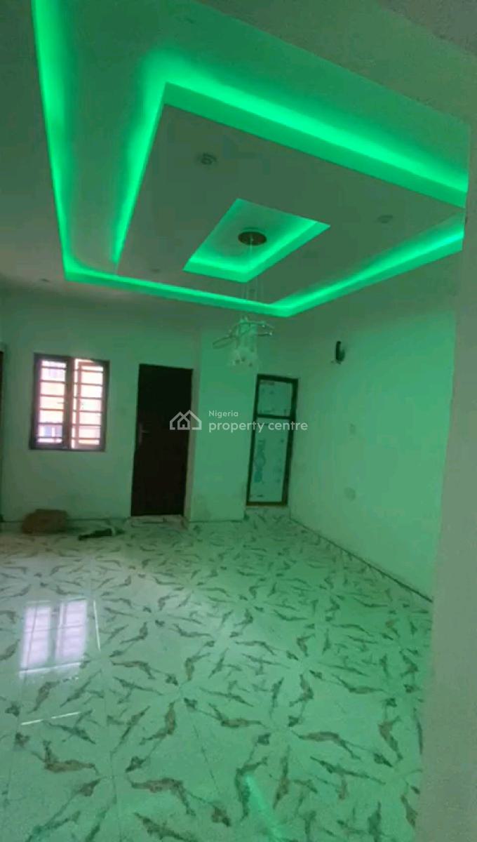 Newly Built Tastefully Spacious 2bedrm Upflat All Room En-suite, 22 Ijagbemi Street,off Pedro, Gbagada, Lagos, Flat / Apartment for Rent