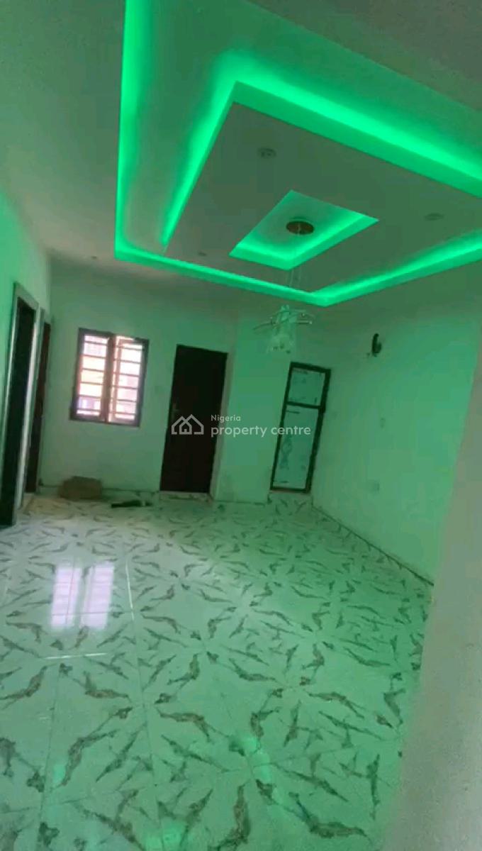 Newly Built Tastefully Spacious 2bedrm Upflat All Room En-suite, 22 Ijagbemi Street,off Pedro, Gbagada, Lagos, Flat / Apartment for Rent