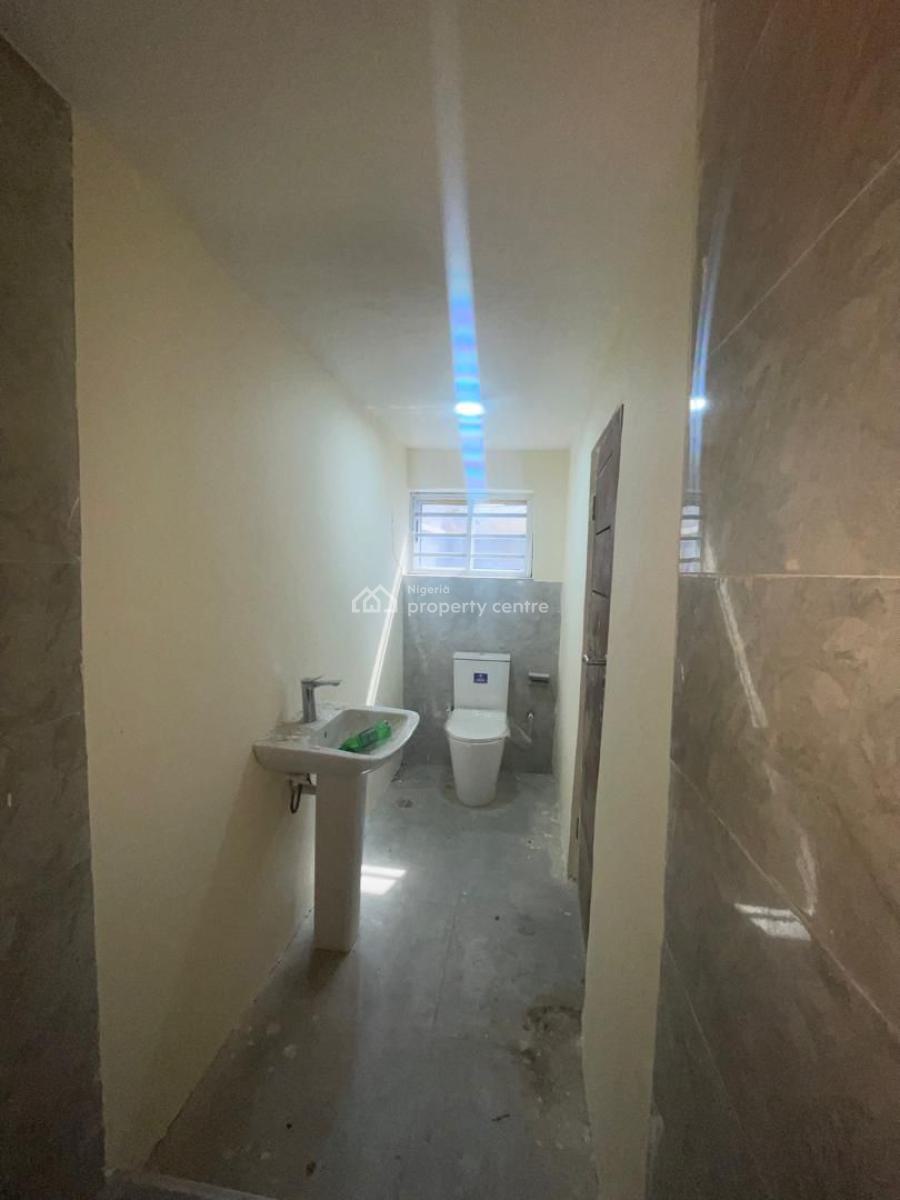Newly Revamped Self Serviced Room and Parlour Mini Flat, Victoria Island (vi), Lagos, Mini Flat (room and Parlour) for Rent