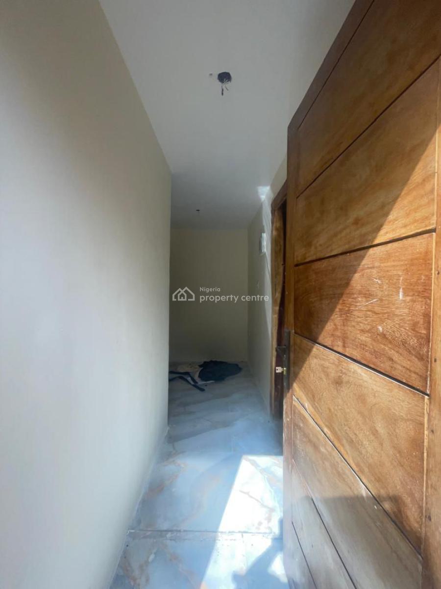 Newly Revamped Self Serviced Room and Parlour Mini Flat, Victoria Island (vi), Lagos, Mini Flat (room and Parlour) for Rent