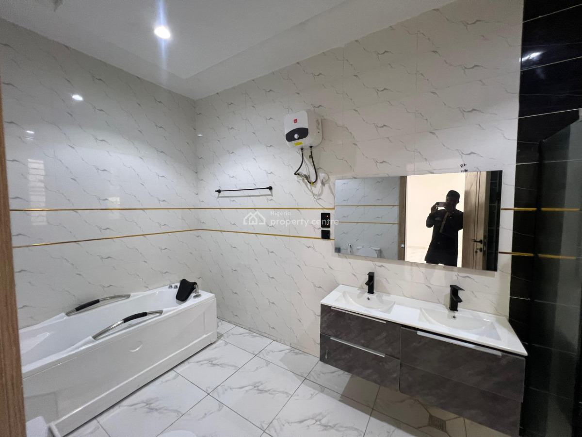 4 Bedroom Terraced Duplex, Ologolo, Lekki, Lagos, Terraced Duplex for Sale