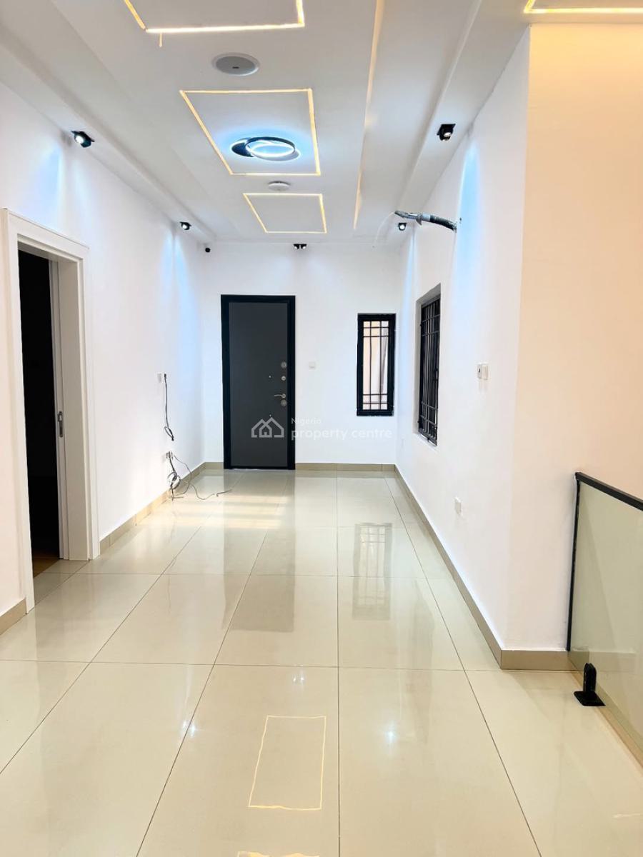 Luxurious 5 Bedroom Semi Detached Spacious Duplex, Bq, Gardens, Serene Neighborhood Inside an Estate, Guzape District, Abuja, Semi-detached Duplex for Sale