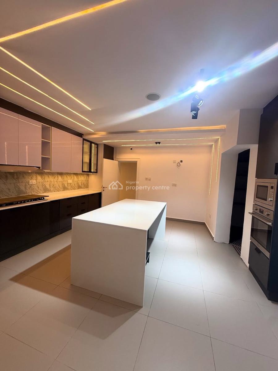 Luxurious 5 Bedroom Semi Detached Spacious Duplex, Bq, Gardens, Serene Neighborhood Inside an Estate, Guzape District, Abuja, Semi-detached Duplex for Sale