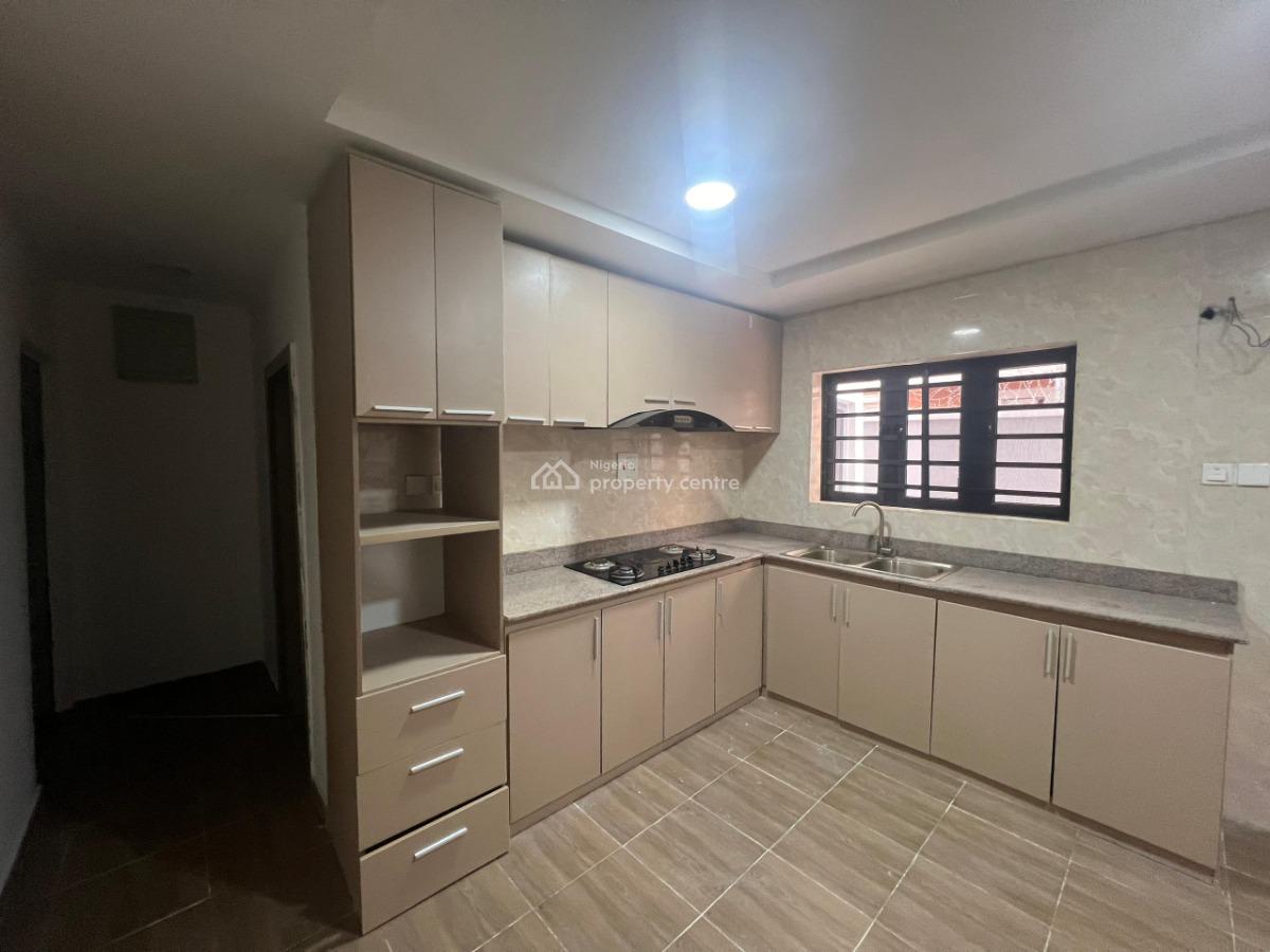 4 Bedroom Terraced Duplex, Ologolo, Lekki, Lagos, Terraced Duplex for Sale