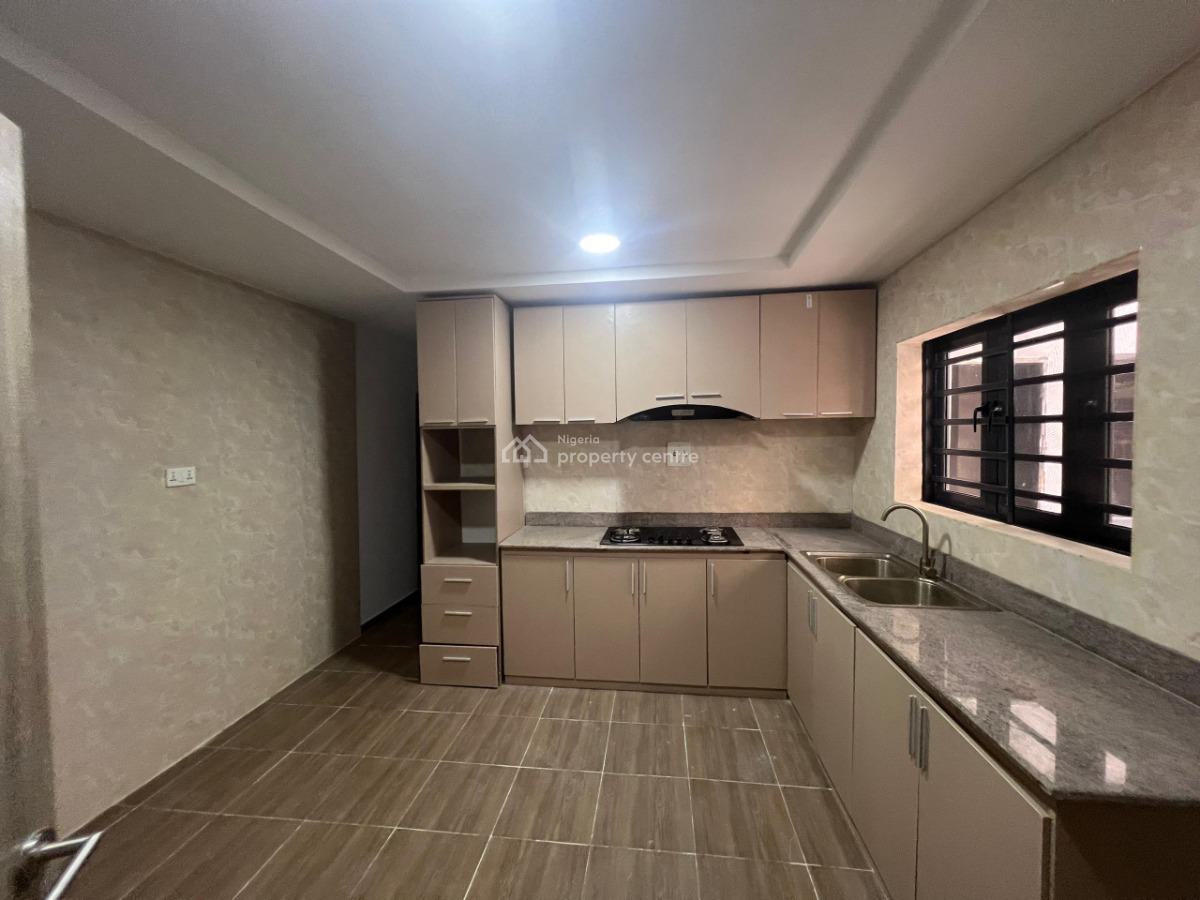 4 Bedroom Terraced Duplex, Ologolo, Lekki, Lagos, Terraced Duplex for Sale