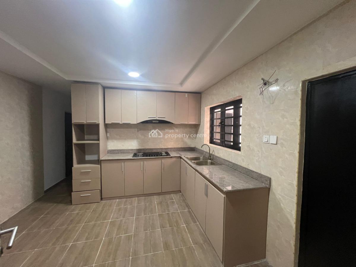 4 Bedroom Terraced Duplex, Ologolo, Lekki, Lagos, Terraced Duplex for Sale